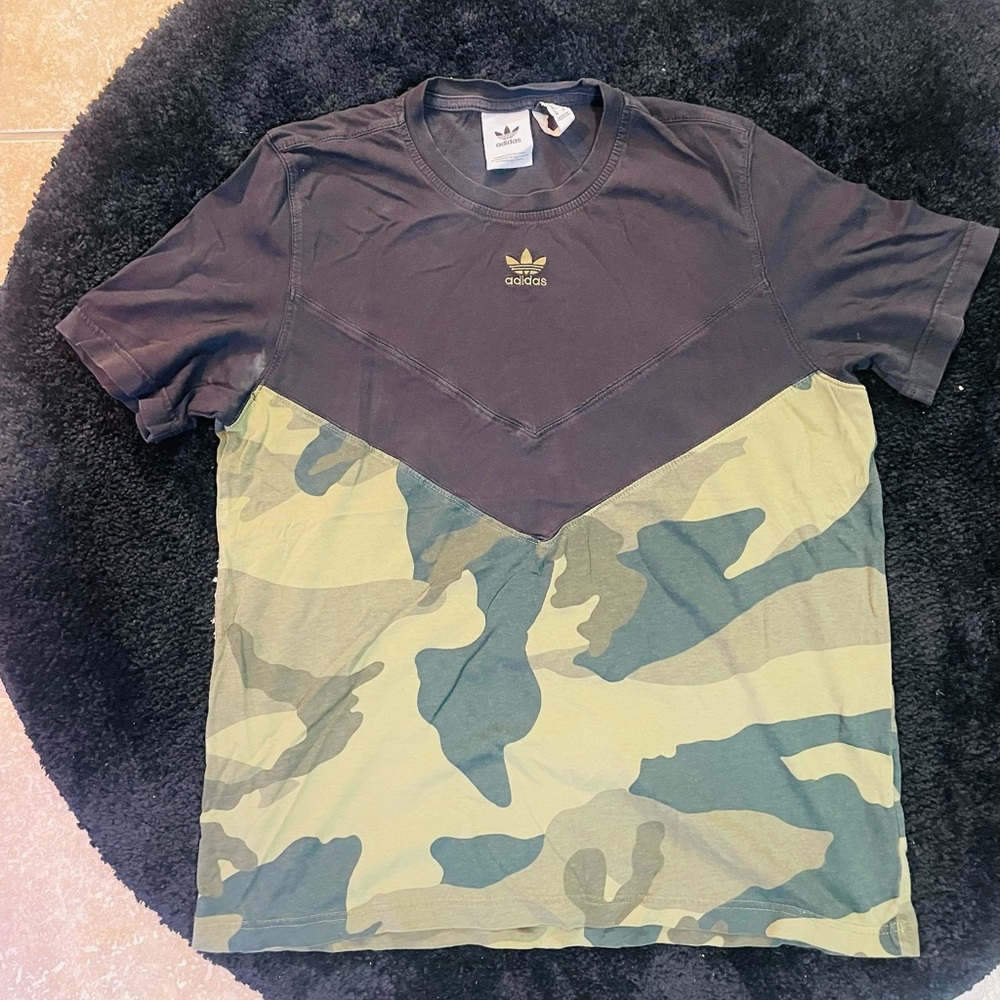 Adidas Originals Men's Camouflage T-Shirt - Black and Green